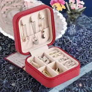 Mini Portable Travel Jewelry Case (RED)